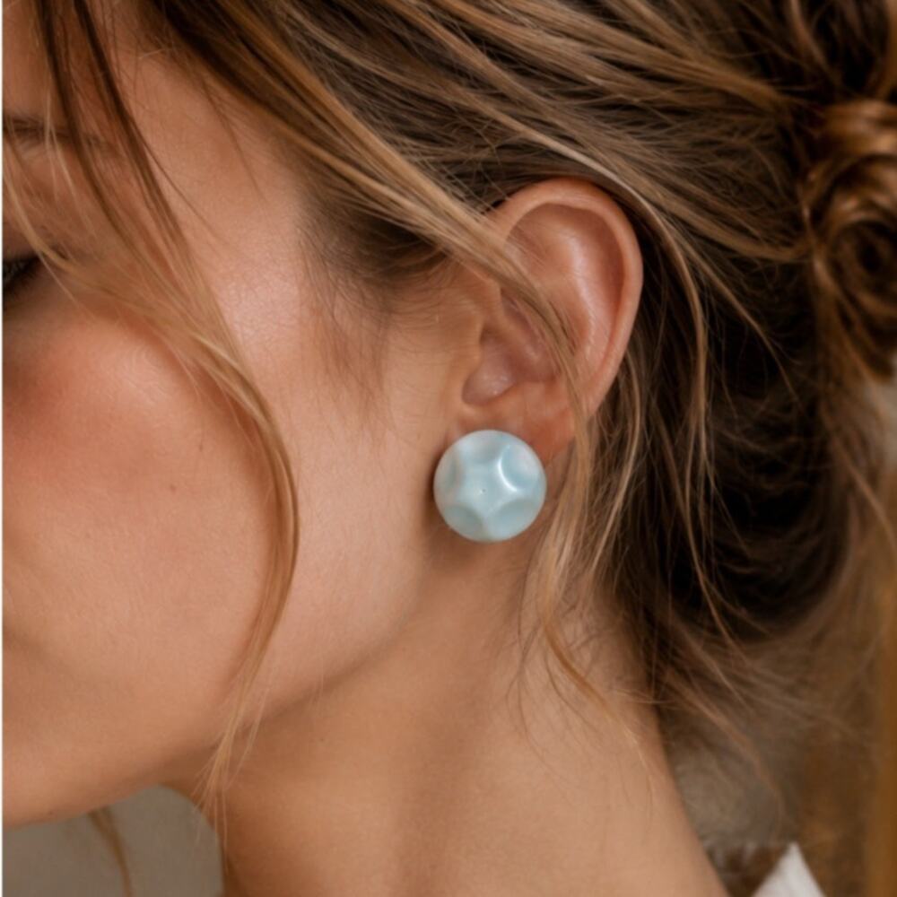 Vintage Light Blue Plastic Clip-On Earrings 1” Round Retro Mod Mid-Century Cute